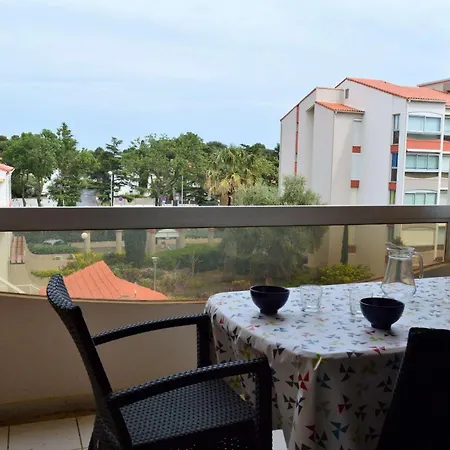 Studio/mezzanine Climatise 4 Pers. A 100m Avec Piscine Et Parking - - Fr-1-225-707 *